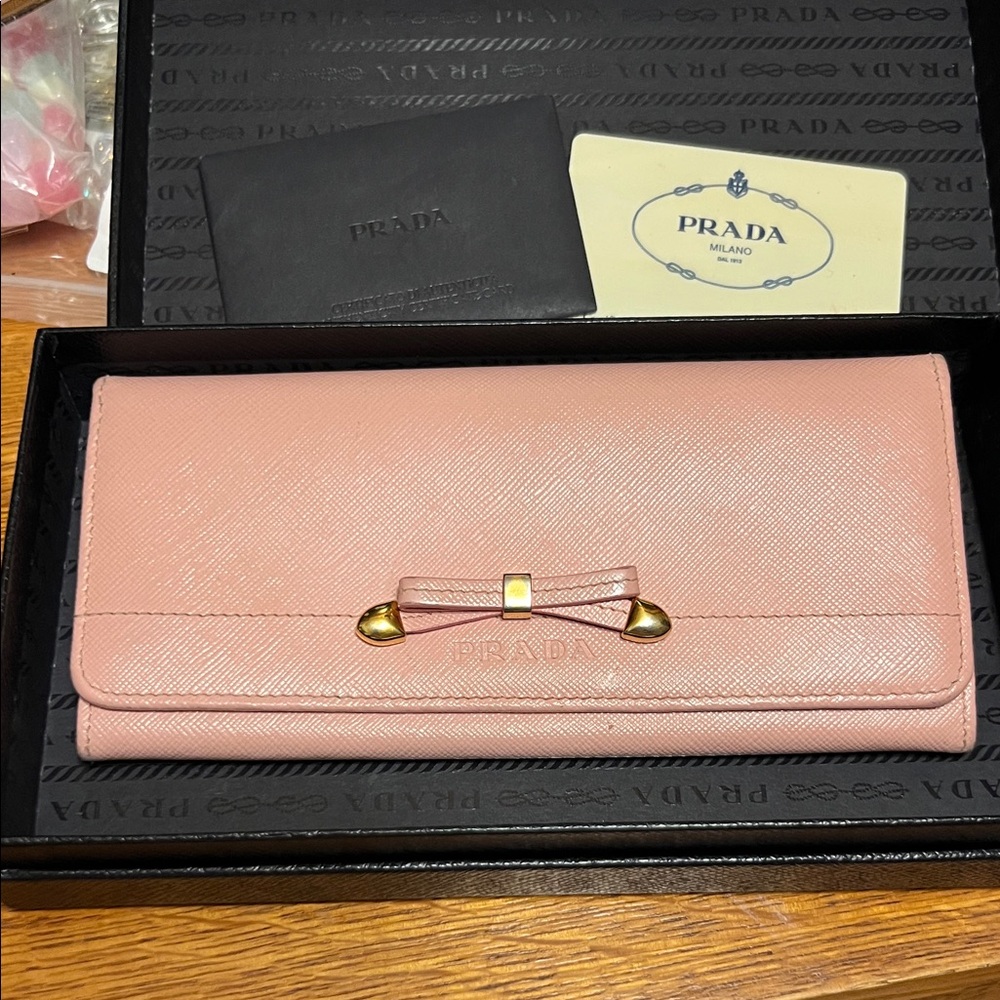 Prada Pink Bow Accent Women's Wallet w/ Box and original COA
